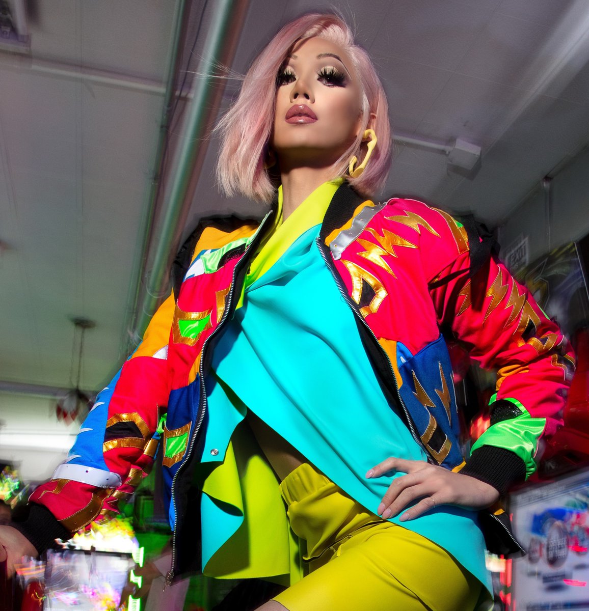 UNT_UPC's tweet photo. ✨Keep this on your radar✨

UPC's partnering with @UNT_RHA and @UNTPride to host the annual Drag Show! Hosting our 2020 Drag Show is Queen @plastiquetiara! This magnificent event will be taking place on Wednesday, April 1st at 7 PM in the Emerald Ballroom 314! #UNTUPC #UNT https://t.co/eOwcFlEhuf