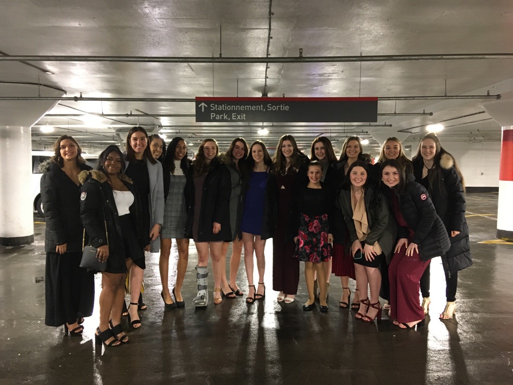 UPEIWBasketball's tweet photo. .@USPORTSca, meet the @AUS_SUA CHAMPS!🏆

Awards Gala ready!😍

#GoPanthersGo | #Basketball | #Nationals https://t.co/Iw4pRCN6Vz