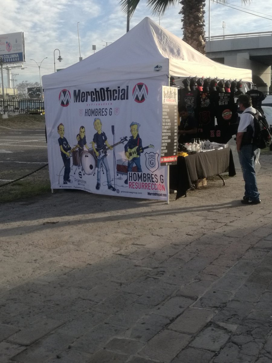 FansDaniMezquit's tweet photo. Ya estamos aquí!!!!!

Es HOY!!!!!
QUERÉTARO PLAZA DE TOROS

#MerchOficial @HombresG  🤘🤘🤘🤘🤘🤘
Por @PromoShowGroup ❤️

@Dani_Mezquita @ESQUIMALHG @DavidSummersHG @rafahg https://t.co/zaFIjH7pJI