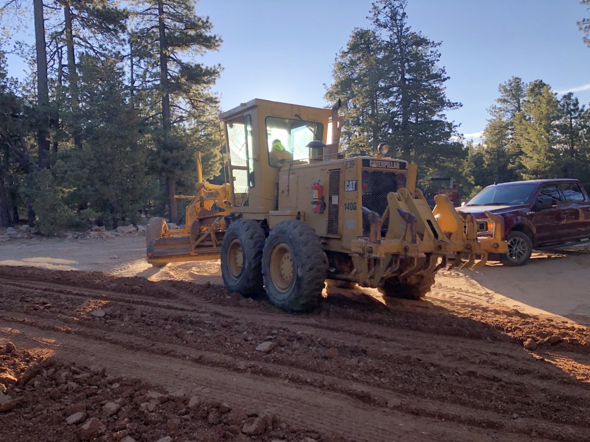 desertmtncorp's tweet photo. Mixing in our custom blended road stabilization products on National Forest Service roads to ensure Northern Arizona residents and visitors a smoother trip. #roadstabilization #dustcontrol #soilstabilization #forestservice #Arizona https://t.co/1oIrdTUF8W https://t.co/mB0o1mabzV