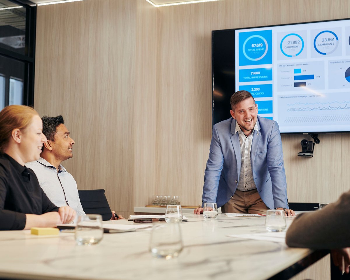 DeakinBCEL's tweet photo. Do you know you can rehearse your PowerPoint slideshow for your future presentations? https://t.co/s4YuU7ZKCC https://t.co/1PaWBotN95