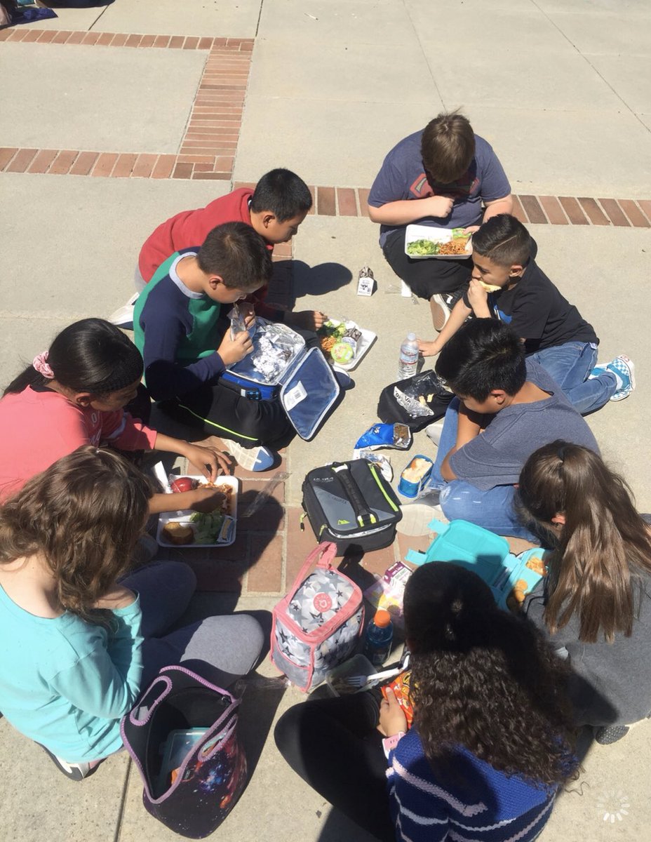 CPLElementary's tweet photo. Lightfoot Leopards enjoyed sunshine as they dined al fresco yesterday. Our school served as a designated polling place! @CPLElementary https://t.co/sAlPumRmyi