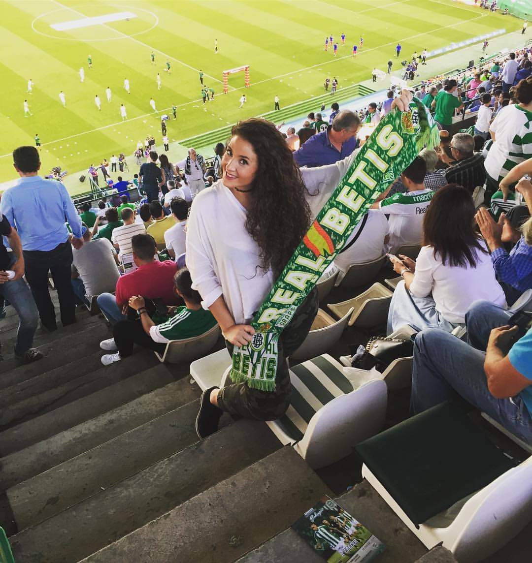 angelatibuca's tweet photo. #SemanaMujerBetica @RealBetis 💚 https://t.co/rQq3NqhicE