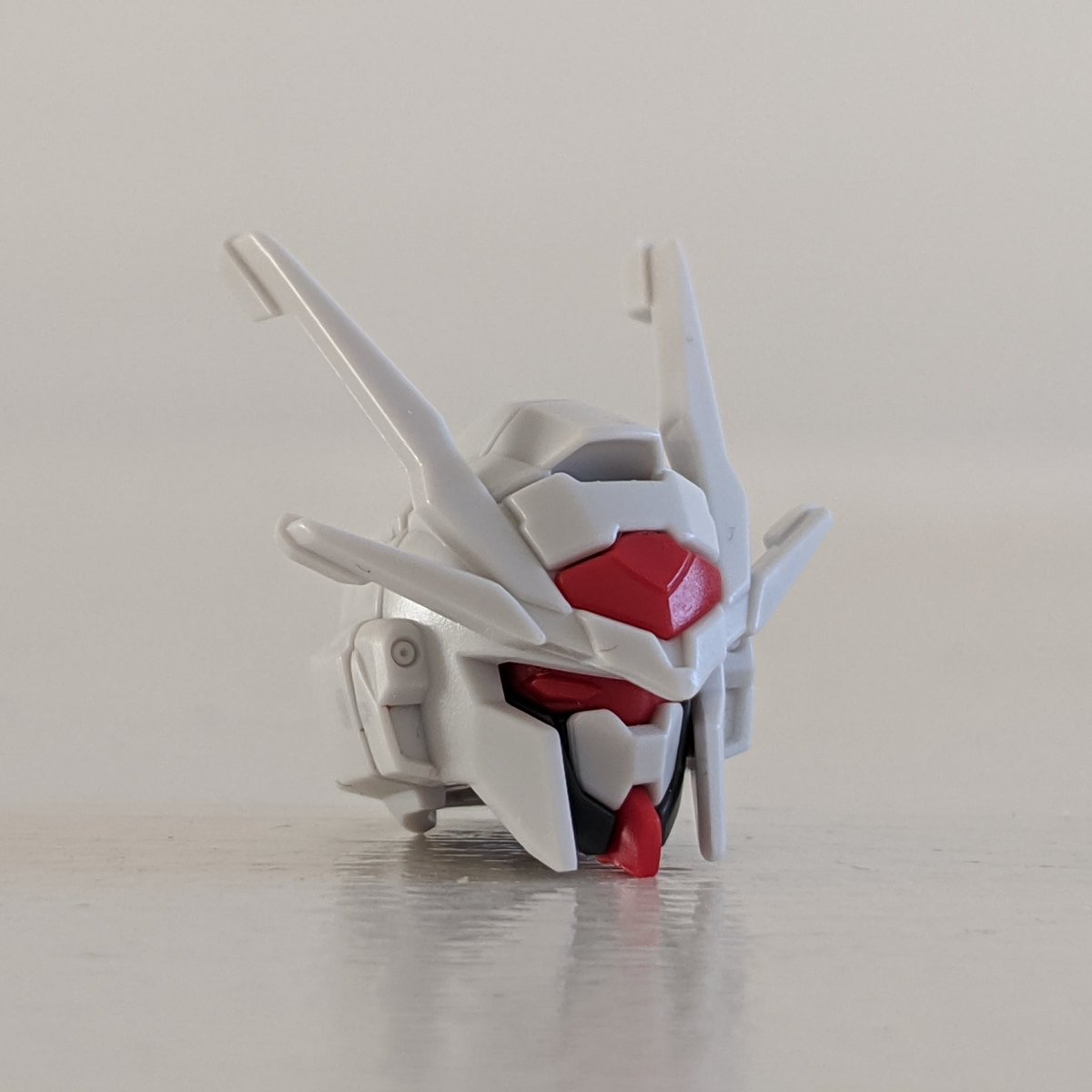 mind_of_bryson's tweet photo. Looks weird without eyes, but I plan on painting later.

#head #eye #hg #highgrade #builddivers #builddiver #gundam00 #gunpla00 #00sky #gunpla #gunplacommunity #gundam #mobilesuitgundam #gunplaphotography #gunplabuilders #gundambuilder #modelkit #plamo #gunplabuilder #bandai https://t.co/LMpEoG9i3O