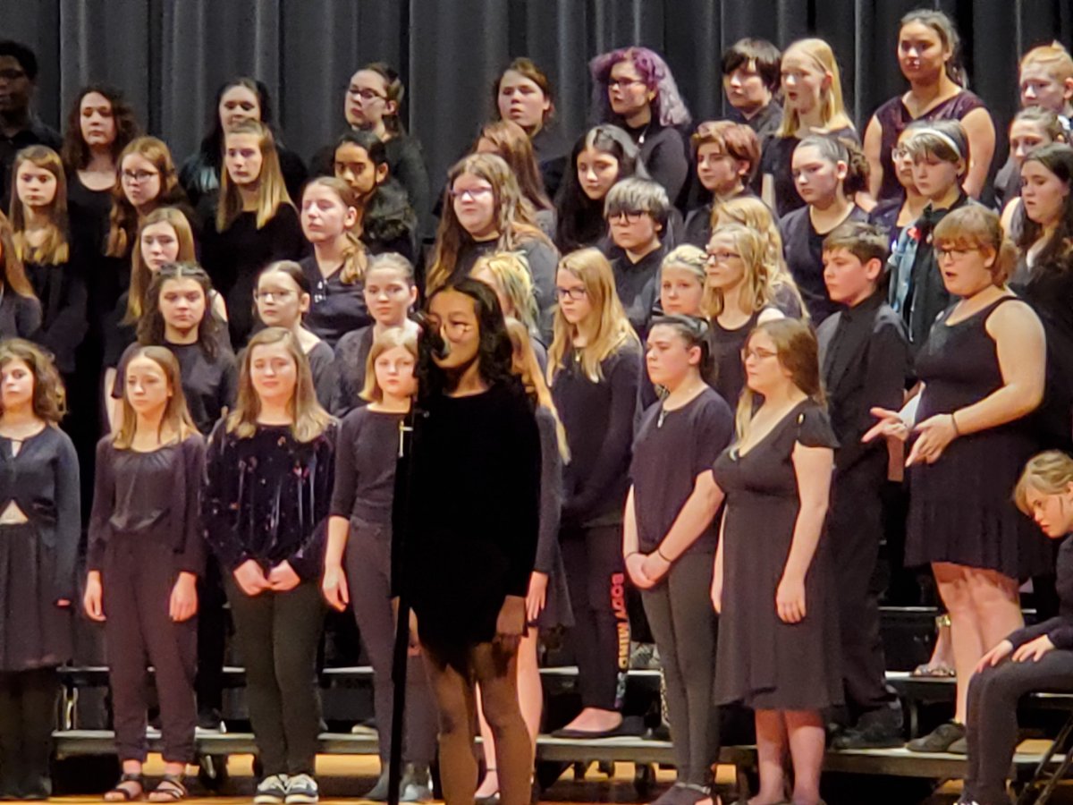 WCMS_WolvesAPs's tweet photo. 7th grade choir awesome performance tonight!!#WCConnects https://t.co/VXvuqyxzlA
