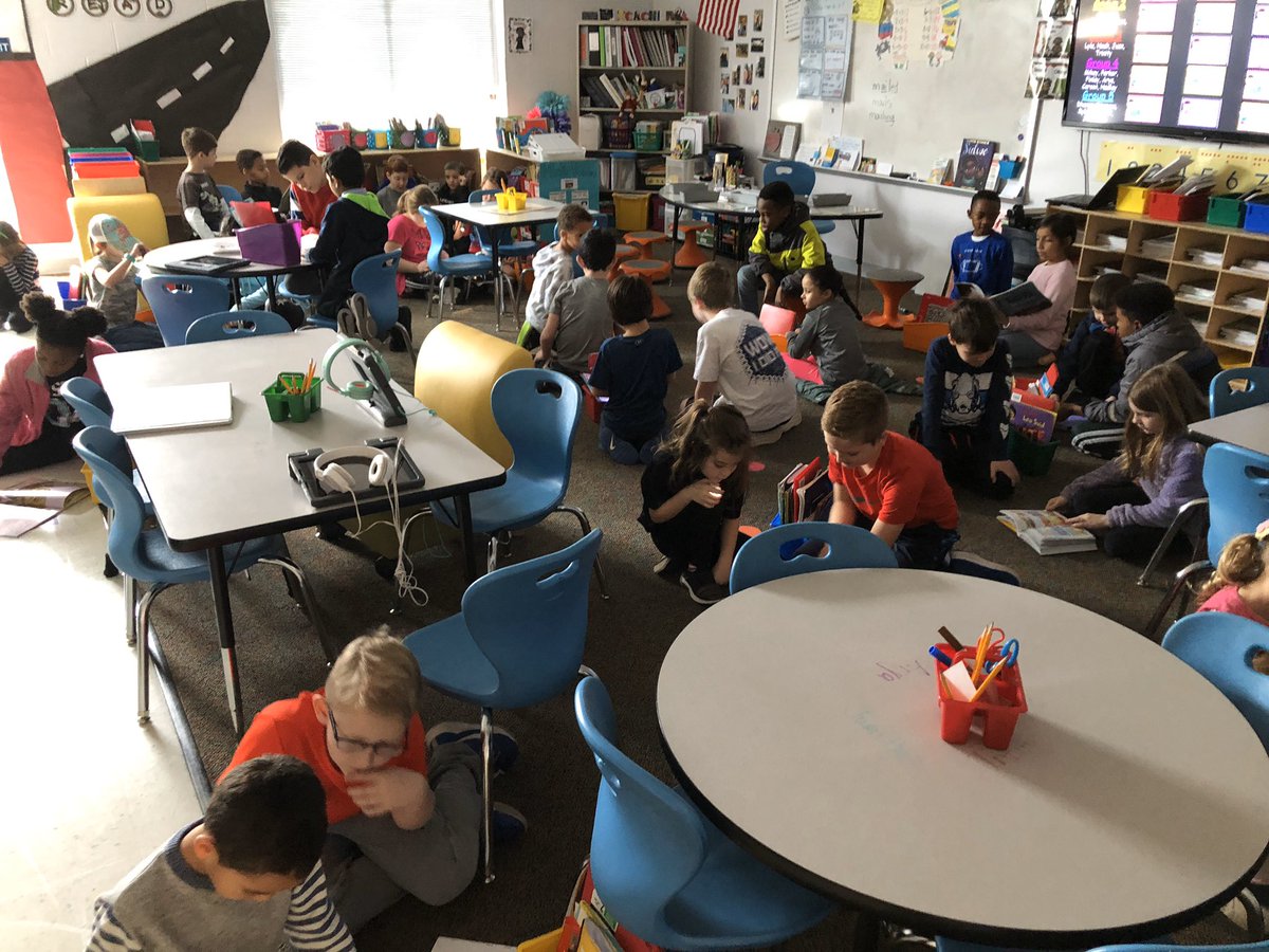 We loved seeing our classes buddy up and read together.  #ReadAcrossAmericaWeek #ACESalltogether