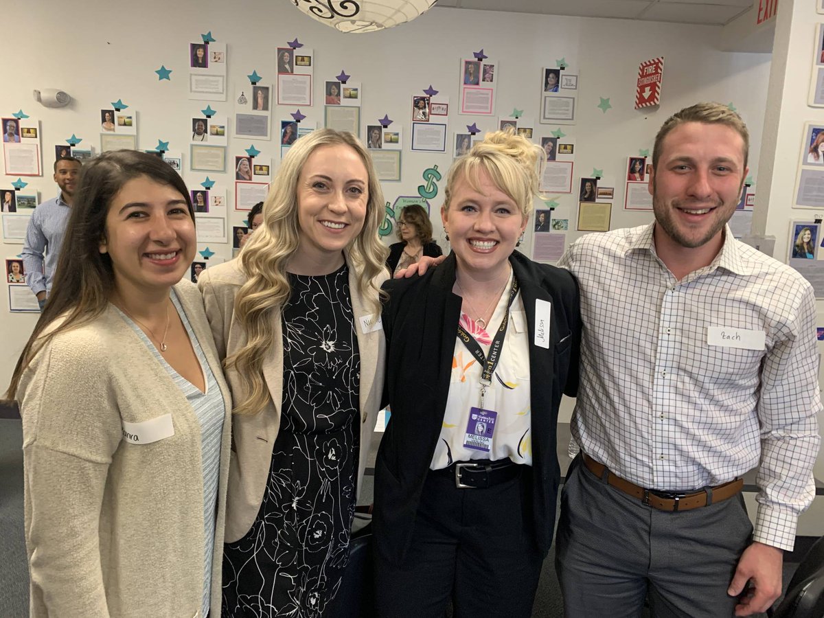 teamgivinginc's tweet photo. This morning four @Kings_Community volunteers partnered with Team Giving to help with mock interviews for women at @WE_Works, who are now one step closer to attaining stable jobs.  Thank you! https://t.co/iPKIdb322X