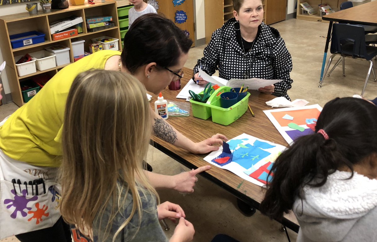 SCrawfordELA's tweet photo. Bucket-filler day :) #gcisdvalor https://t.co/zPS4izzZup