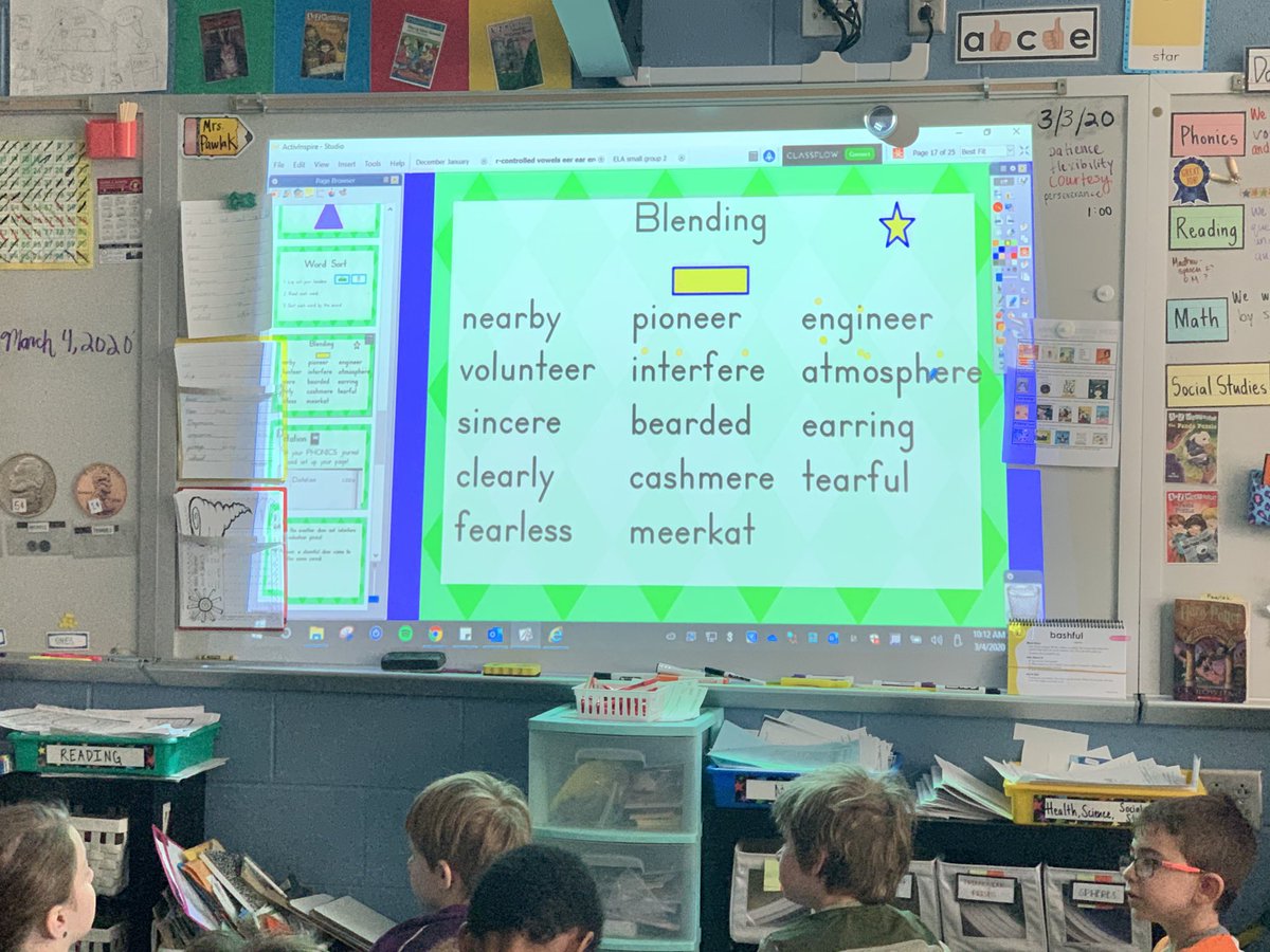 darryl_dr5's tweet photo. The Kindergarten Team and Principal Coco at Mays Chapel were analyzing MAP data.  Students were building their vocabulary and were excited to visitors in their classroom! https://t.co/ttlR9EnAGV