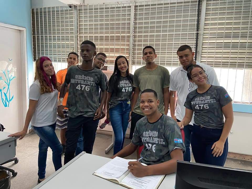 Gremio476's tweet photo. Cerimônia de posse Grêmio Estudantil 2020. https://t.co/Kq45kjthkf