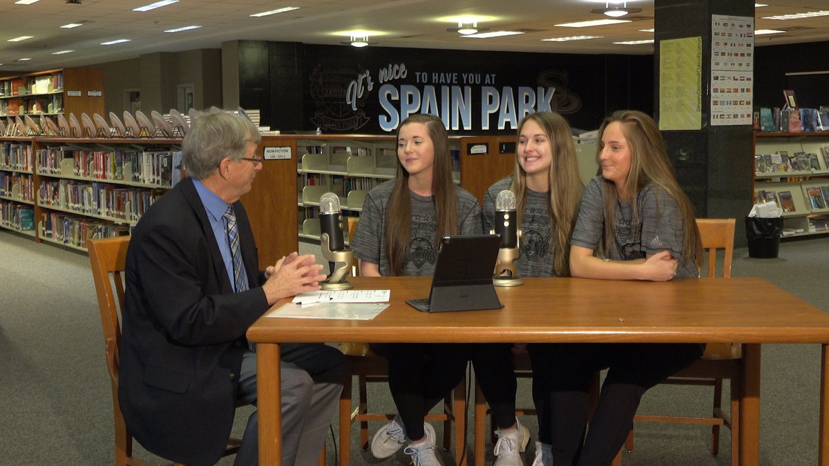 cahsshow's tweet photo. Spain Park soccer is on this week!
@SpainParkATH @SPHSLadyJags @aldotcomPreps https://t.co/F2iuQIKHZm