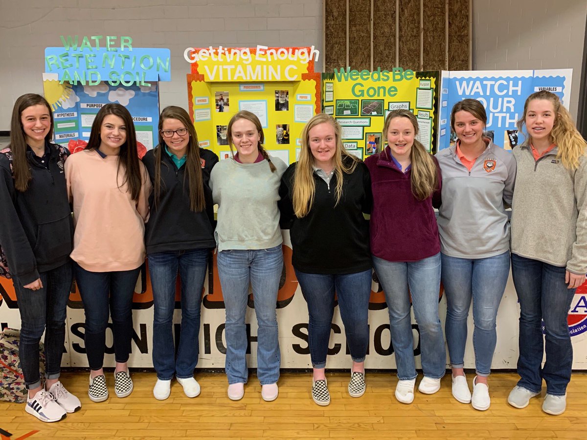 GleasonSchoolTN's tweet photo. Congratulations to all of our Gleason School Science Fair winners last week! https://t.co/c7gt3W4UiH