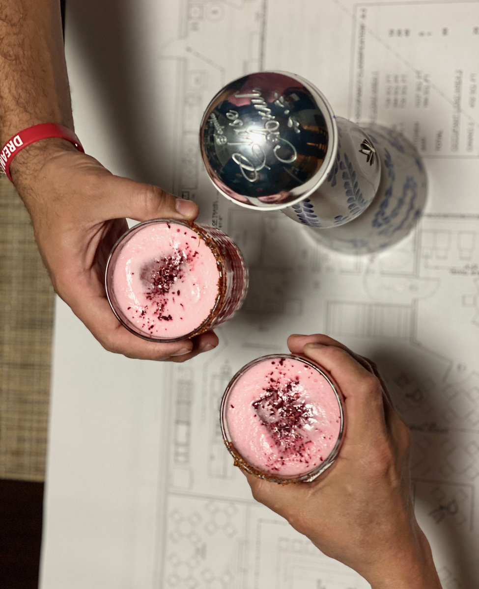 MuchoGustoGroup's tweet photo. A drink among friends can be the best medicine. Come fill your prescription at Mucho Gusto. Opening soon #muchogustogroup #bestcocktails #bestmixologists #mexicanrestaurant #belairmd https://t.co/a574YVcOFr