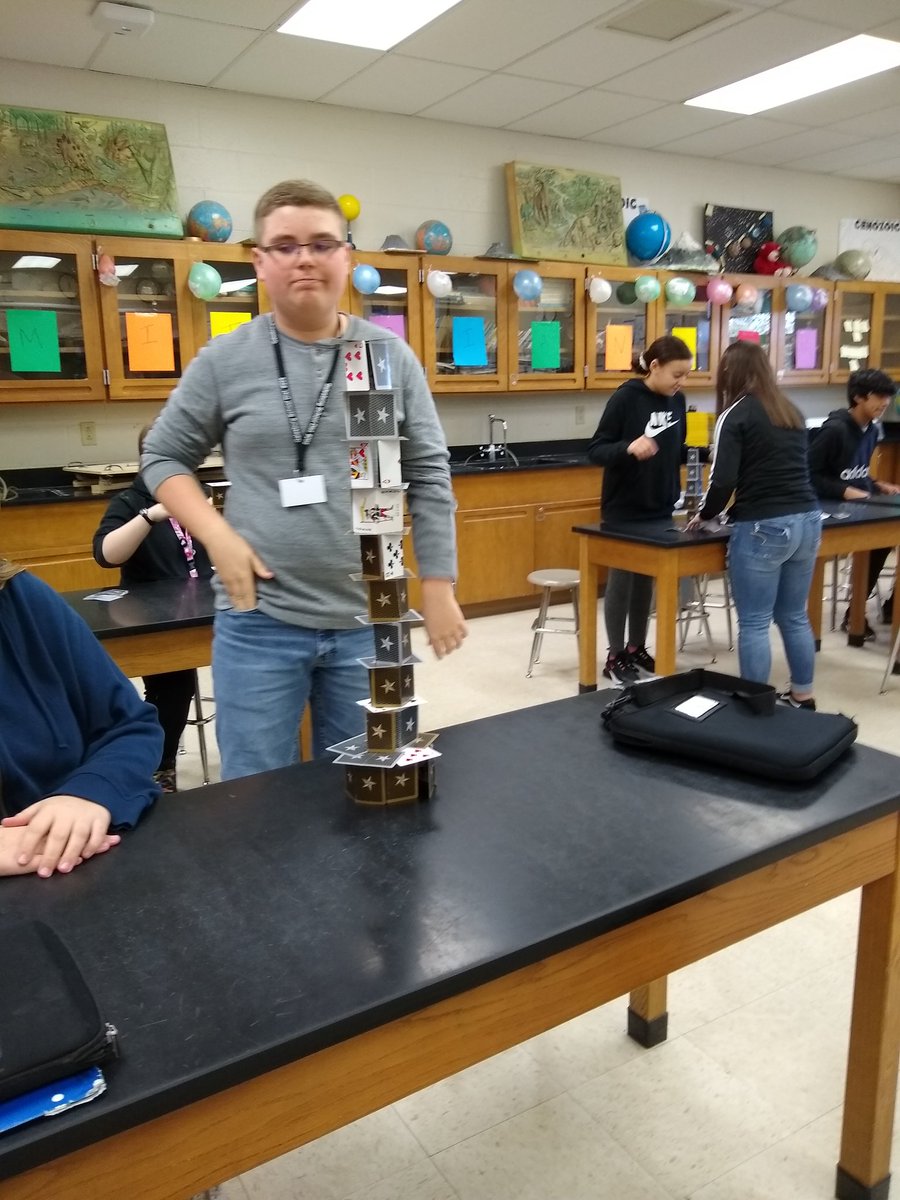 susanmoore077's tweet photo. #wearelombard going for height in seismic safe card castles https://t.co/flKJI6NMhP