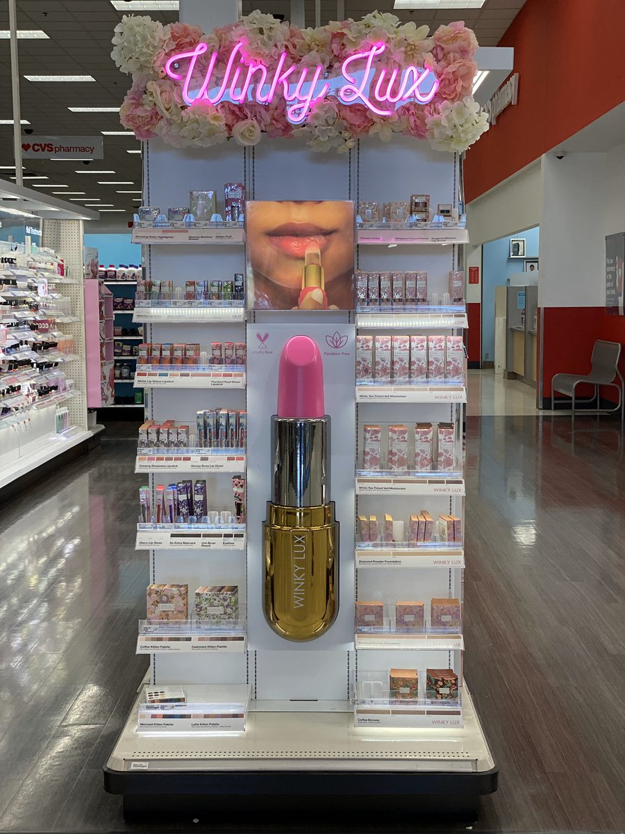 ETLMadeline's tweet photo. So excited to try out the Winky Lux collection! This endcap is so inspiring and the products are beautiful. Not to mention that this brand is kind to all your furry friends. #CrueltyFree #ParabenFree #NewAtTarget #TargetBeauty https://t.co/V5YI1izIdh