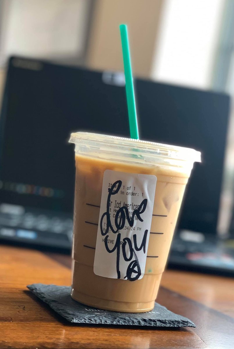CivilityChat's tweet photo. A little kindness brightens a rainy day. Thank you to one of my favorite baristas. 😘 #Starbucks #KindnessMatters https://t.co/8xYUDFSNan