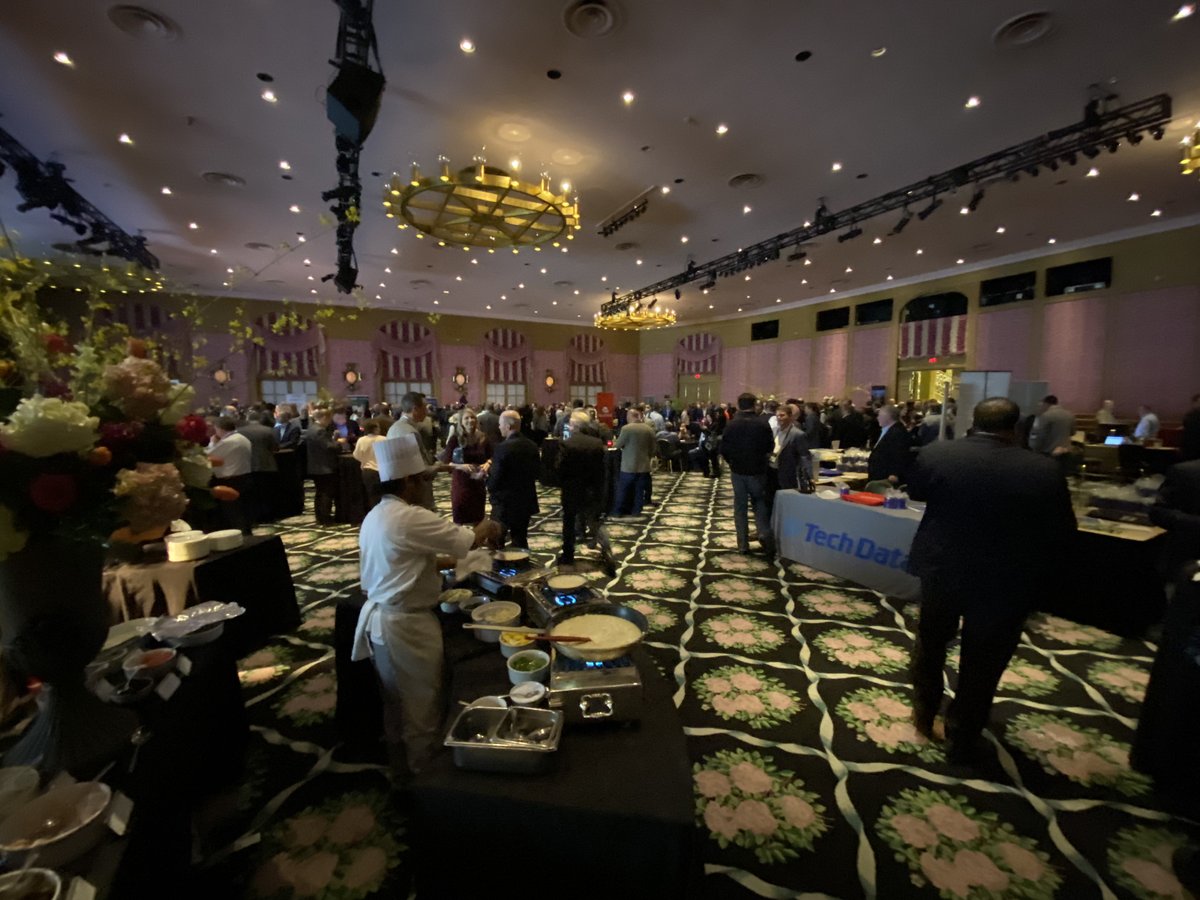 NetAppGov's tweet photo. Our Partner Fair &amp; Dinner Reception is underway! Thank you to all our @NetAppPartners #PartnerSummit20 https://t.co/CLFor53tK5