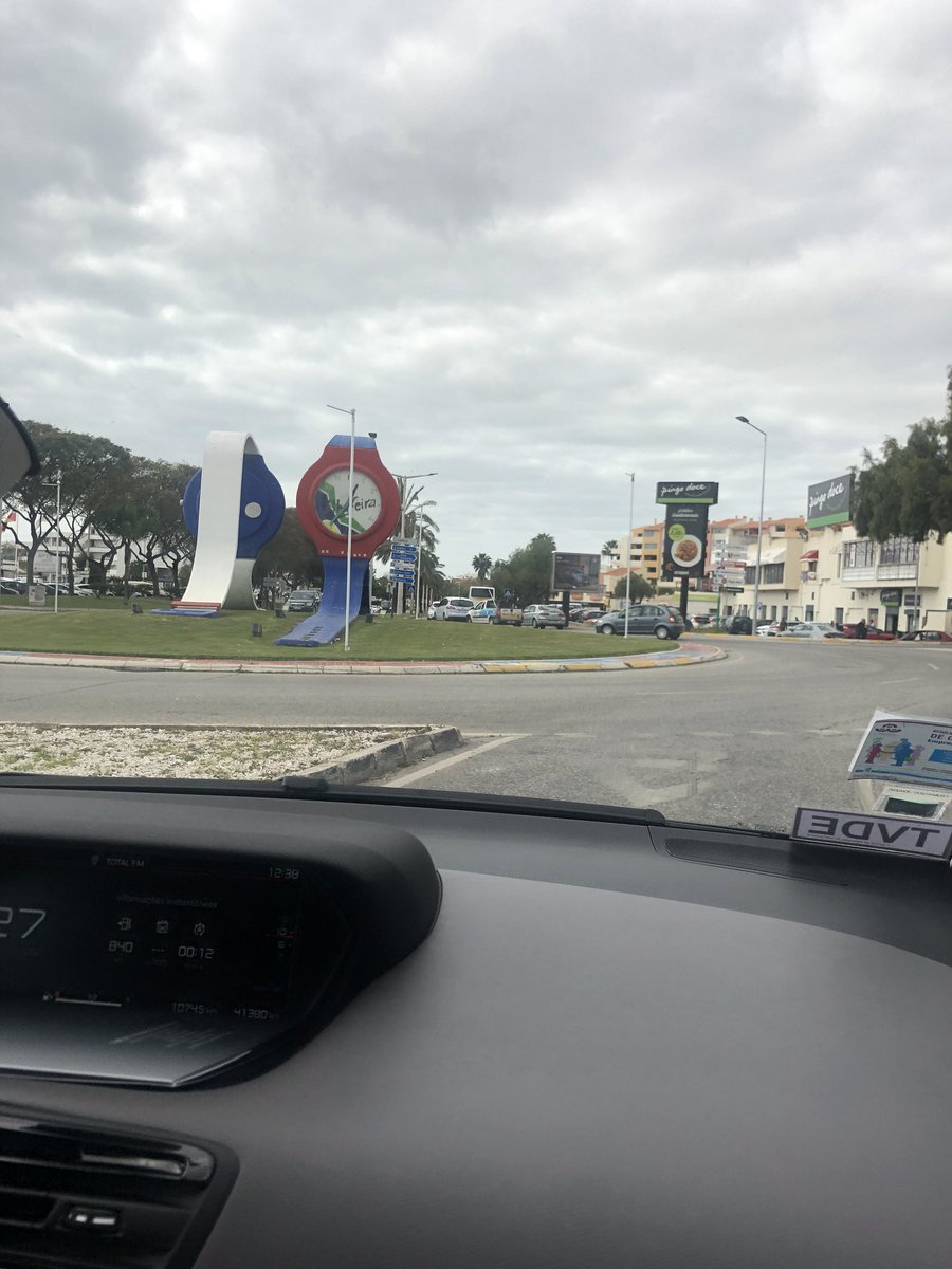 Tullulafarrell tweet media