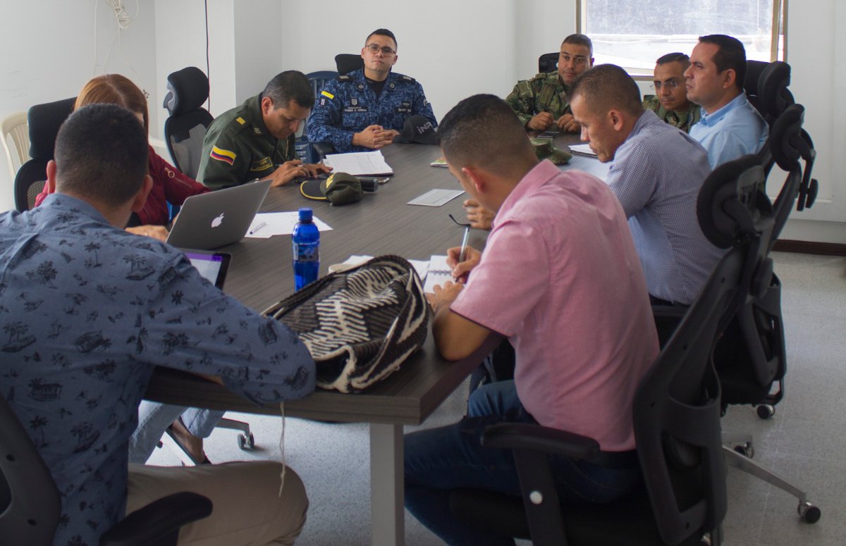 StpcInpec's tweet photo. @COL_EJERCITO, @INPEC_Colombia, @Diana_stpc ,@PoliciaColombia, Sindicato de Trabajadores Penitenciarios de Colombia STPC, se integra en la toma de desiciones  en el Departamento de  Risaralda: DDHH, convenios, apoyo institucional y  seguridad, temas sobre la mesa. https://t.co/0hIw0uWgnF