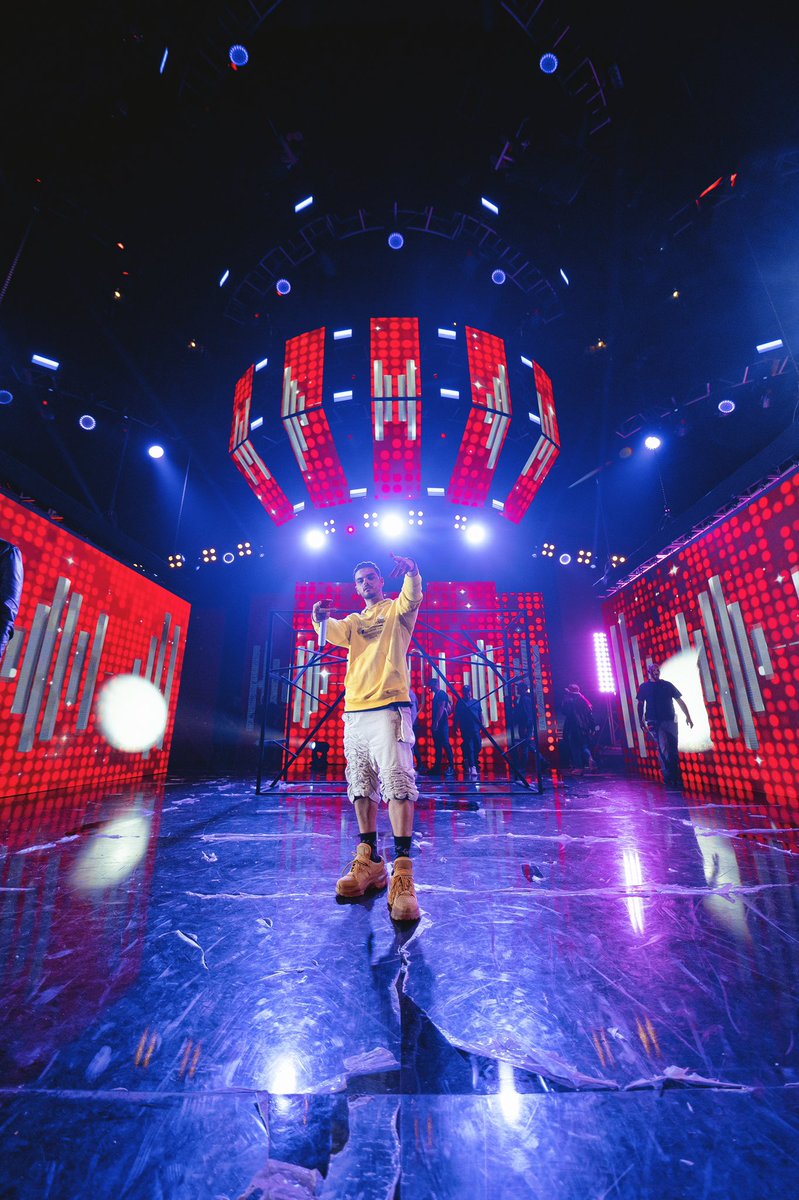 AbrahamMateo's tweet photo. Todo listo para mañana darlo todito en @premiostumusic1 💪🏼🔥 @ManuelTurizoMTZ @JTurizoMusic https://t.co/taYQrDrLq5