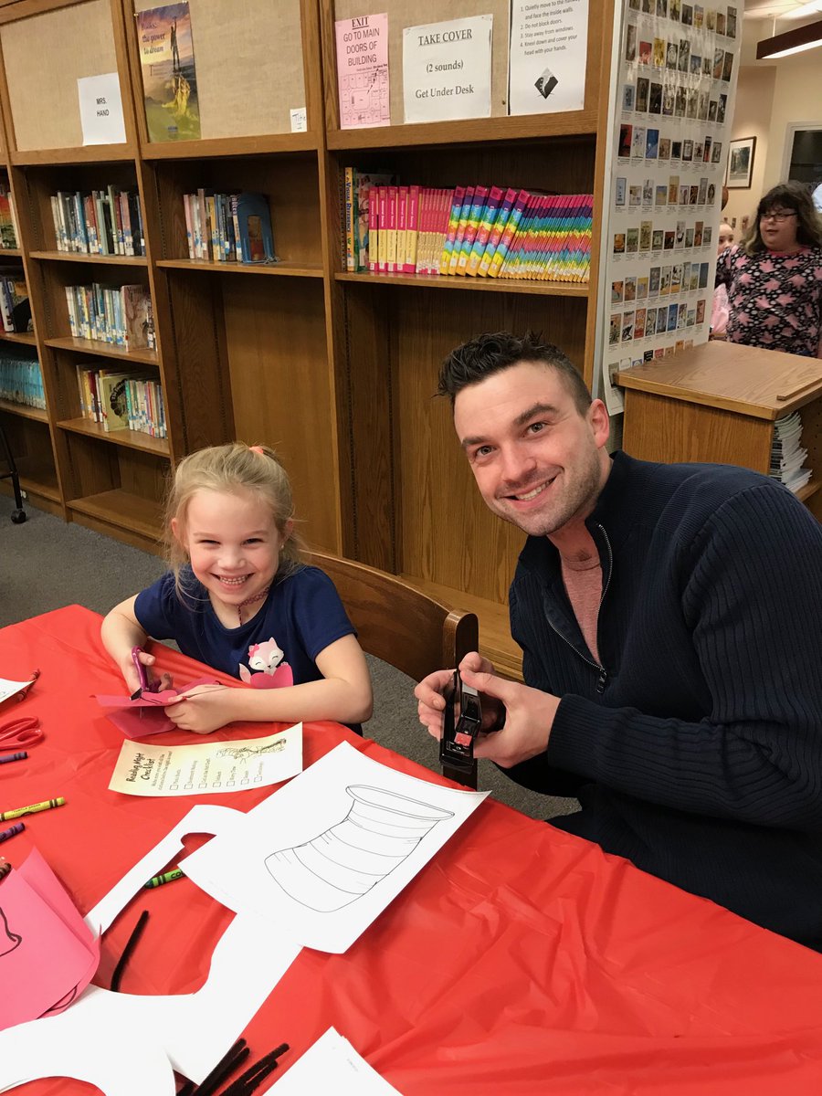 ECNorthSide's tweet photo. Enjoying a craft together https://t.co/JND8WMs5fA