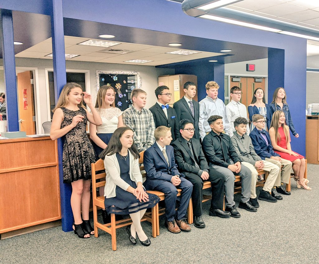 MrsKCrawshaw's tweet photo. Seventh and eighth grade National Junior Honor Society Members @HMJHS_Vikings! Congratulations and thank you for living Viking PRIDE! #VikingP3 https://t.co/MFQ0rtUqDe