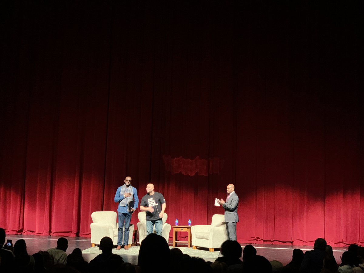 UofNorthDakota's tweet photo. Thank you @dr_yusefsalaam @santanaraymond for visiting UND tonight! We are so grateful for the opportunity to have hosted the Exonerated Five event on campus. #UNDproud https://t.co/Qi1QO5b0Xc