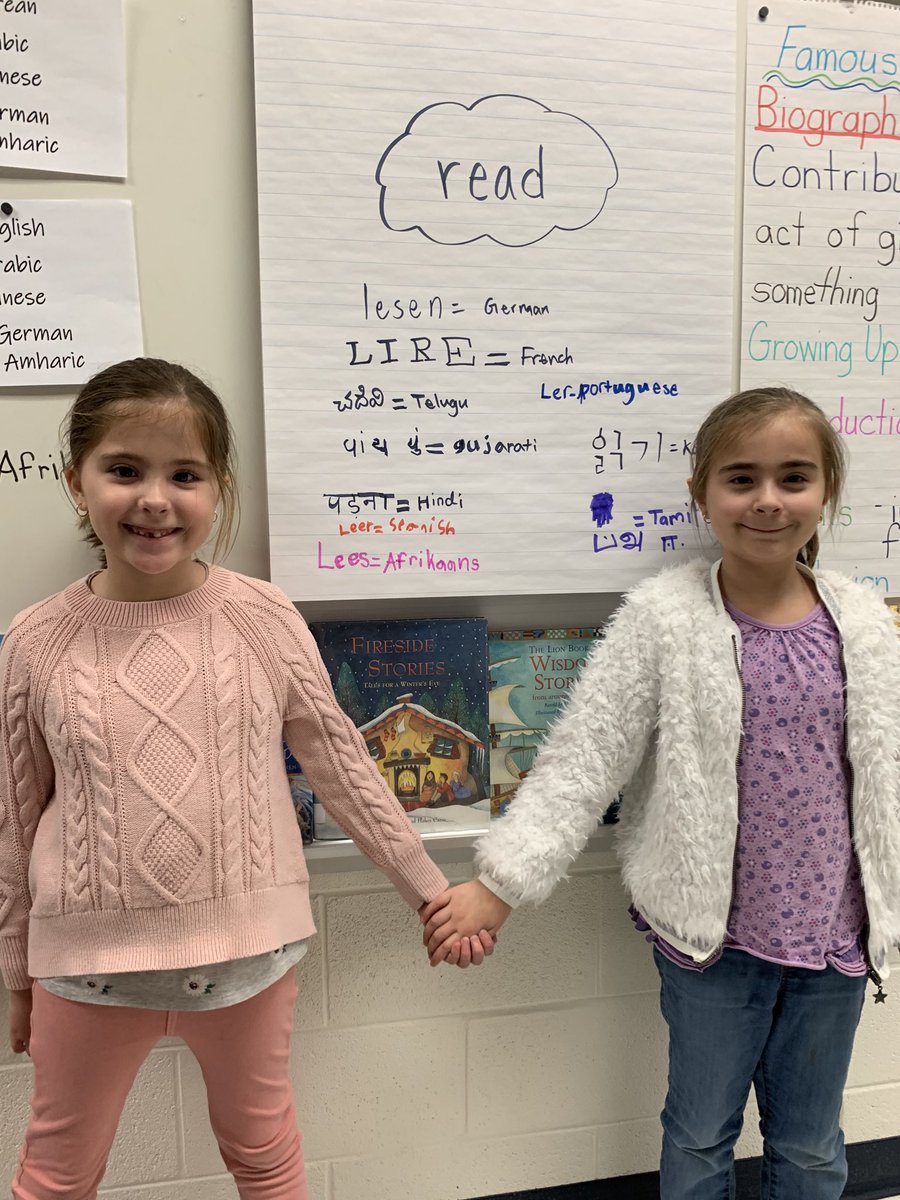 Wonderful time at Stories from Around the World on Family Literacy Night! 📚🌎 ⁦<a href="/RLCPrincipal/">Diane Insari</a>⁩