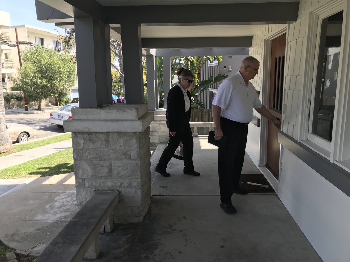 lbpd_volunteers's tweet image. Day #3 2020 LBPD SPP Training Academy: Traffic Control, Flares, Handicapped Citations, Vacation Checks! #LBPDSeniorPolicePartners #JoinLBPD