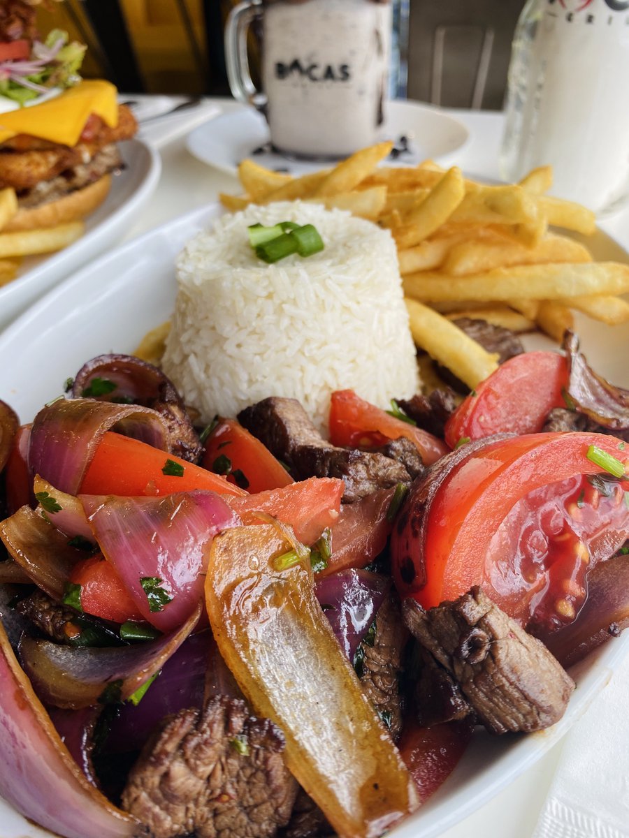 There’s many ways to be happy: this is my favorite! 😏🔥
#BocasGrill