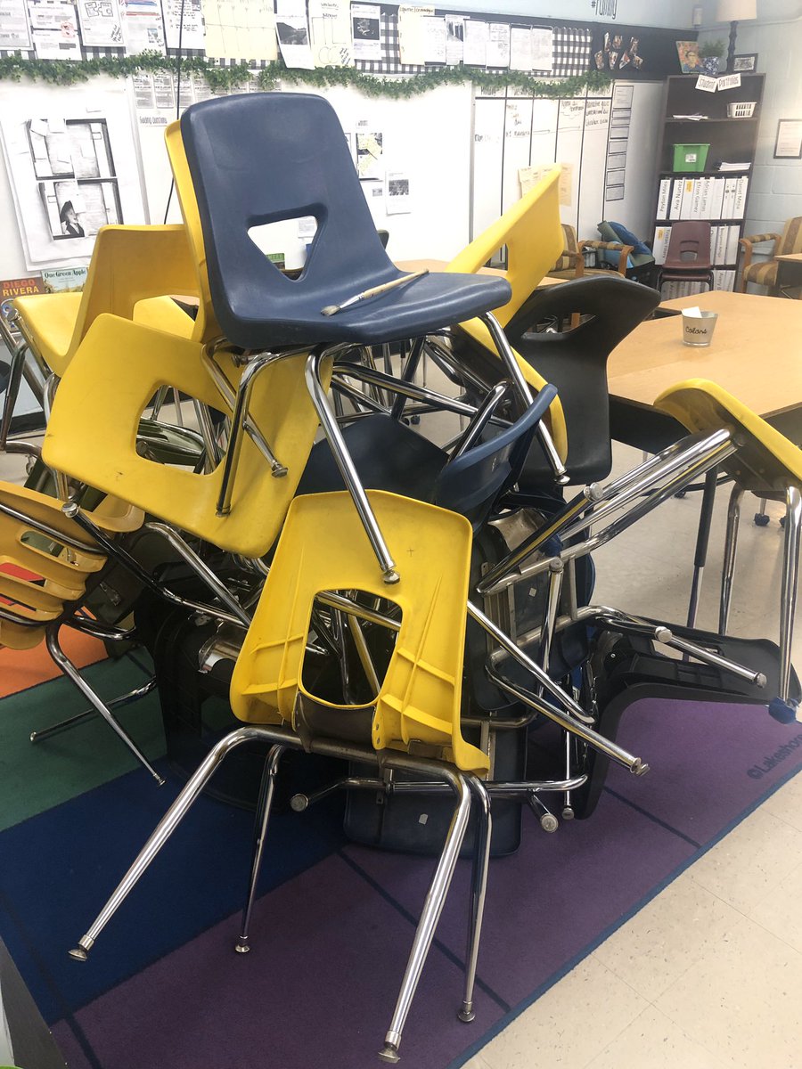DurhamESart's tweet photo. Durham’s Recharge... I decided to spread some love/laughs last night. I apologize to all my victims... @DurhamES @TeamHISD @CarrieButtons2
@HISDFACE @SELHISD @HISDMultiPrgms
 #DurhamRecharge @Mrmitchellrocks
 Durham’s recharge challenge.... #enrichment_team_dream_team https://t.co/PUJfjB9h2o
