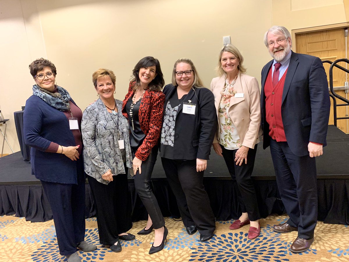 SBOEOhio's tweet photo. Great leaders facilitate unity and change! From mentoring students in their communities to advocating for our teacher leaders & administrators, we must continue to champion & empower women to lead. Honored to join the @OAESA Women on the Rise conference! #OAESAElevate https://t.co/mWsugCivqA