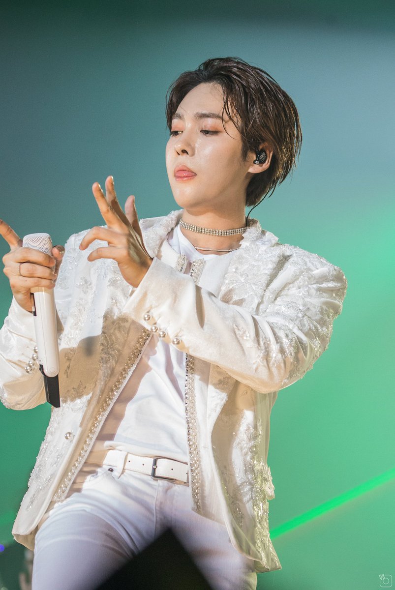 Maybe, Im trying to summon Jinu with his tongue  #WINNER  #JINU