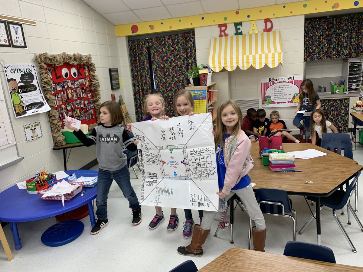 SusanFennell14's tweet photo. Rainy days are best spent using our collaboration mats and doing a craft! #rhpsisthebest #weworkbesttogether https://t.co/8u3HfHs9VF