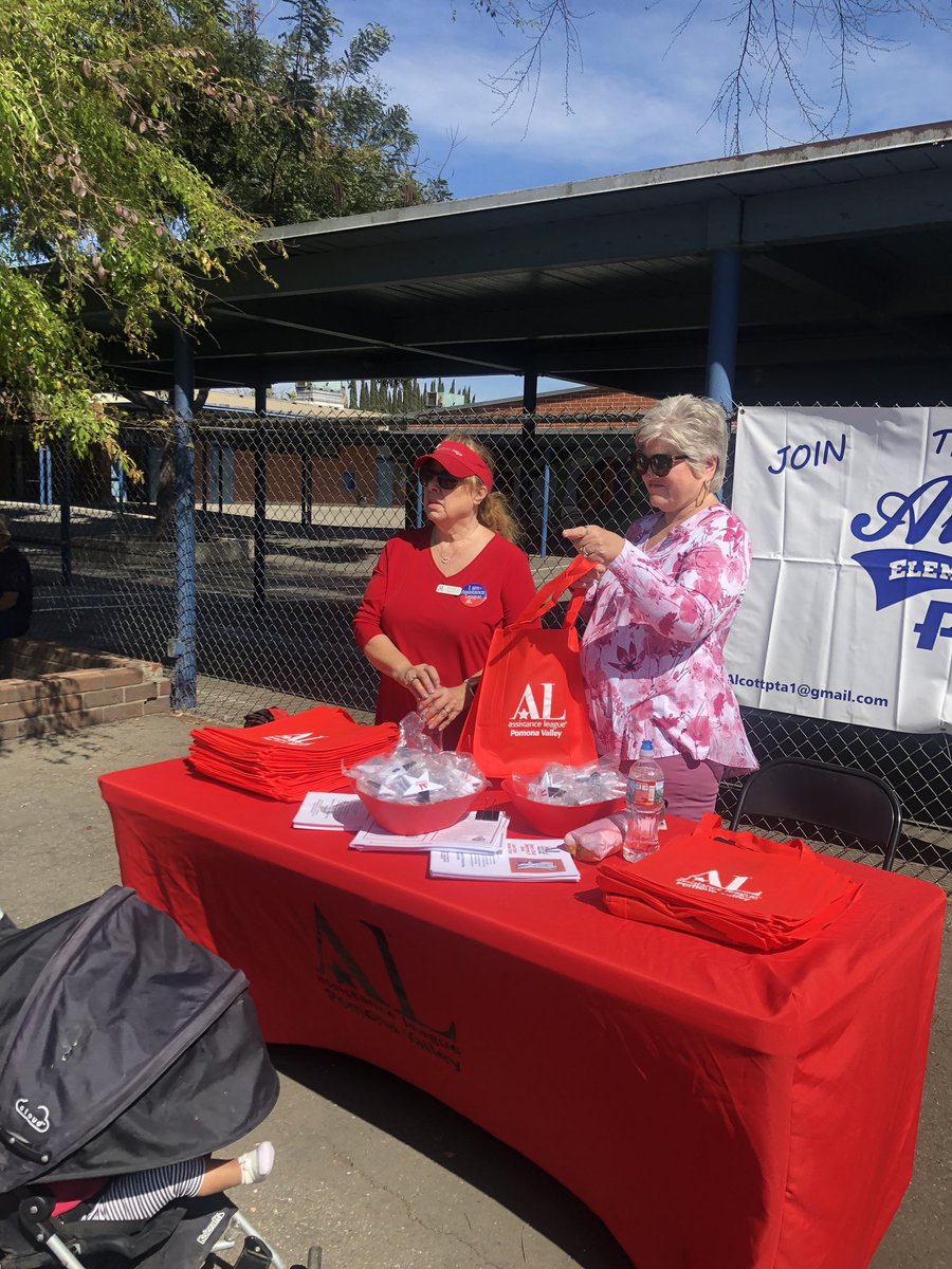 NormaAg19267260's tweet photo. Working in Collaboration with the Community to provide resources for our Alcott Elementary parents!! #AssistanceLeaguePomonaValley #FamilySupportServices #LACARECommunityResourceCenter #ParkTree https://t.co/WpCOeV9IHx
