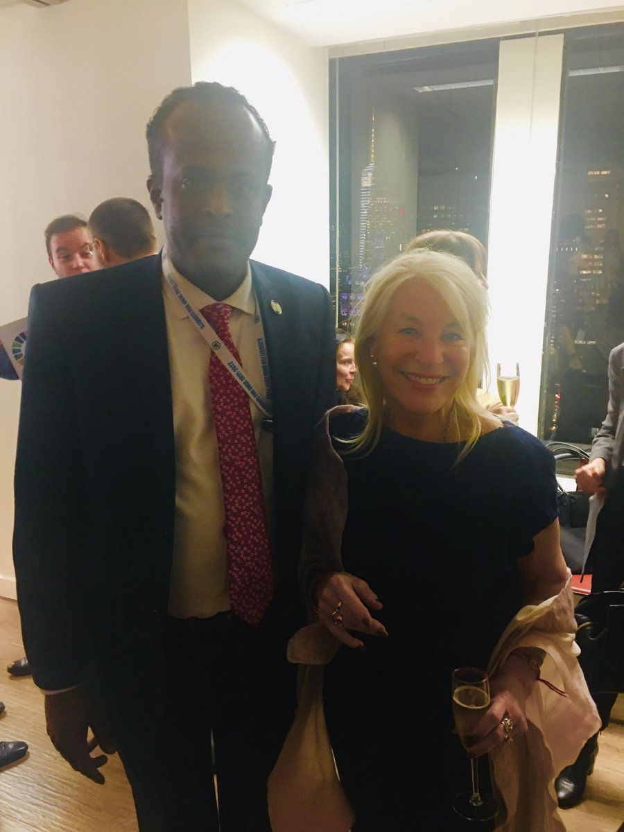 YAMFOF's tweet photo. Excellent échange (comme toujours et à nouveau) avec Mme Nicole Ameline candidate francaise au #CEDAW à la reception @franceonu. #Djibouti est très engagée dans la lutte contre toutes les discriminations à l’égard des femmes. @minfemm @unfdj @ambdoualeh ⁦@UNWomenNY⁩ https://t.co/tICi5gcwJb