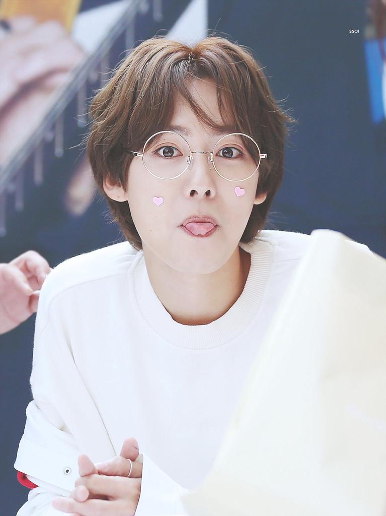 Too cute, it hurts  #WINNER  #JINU