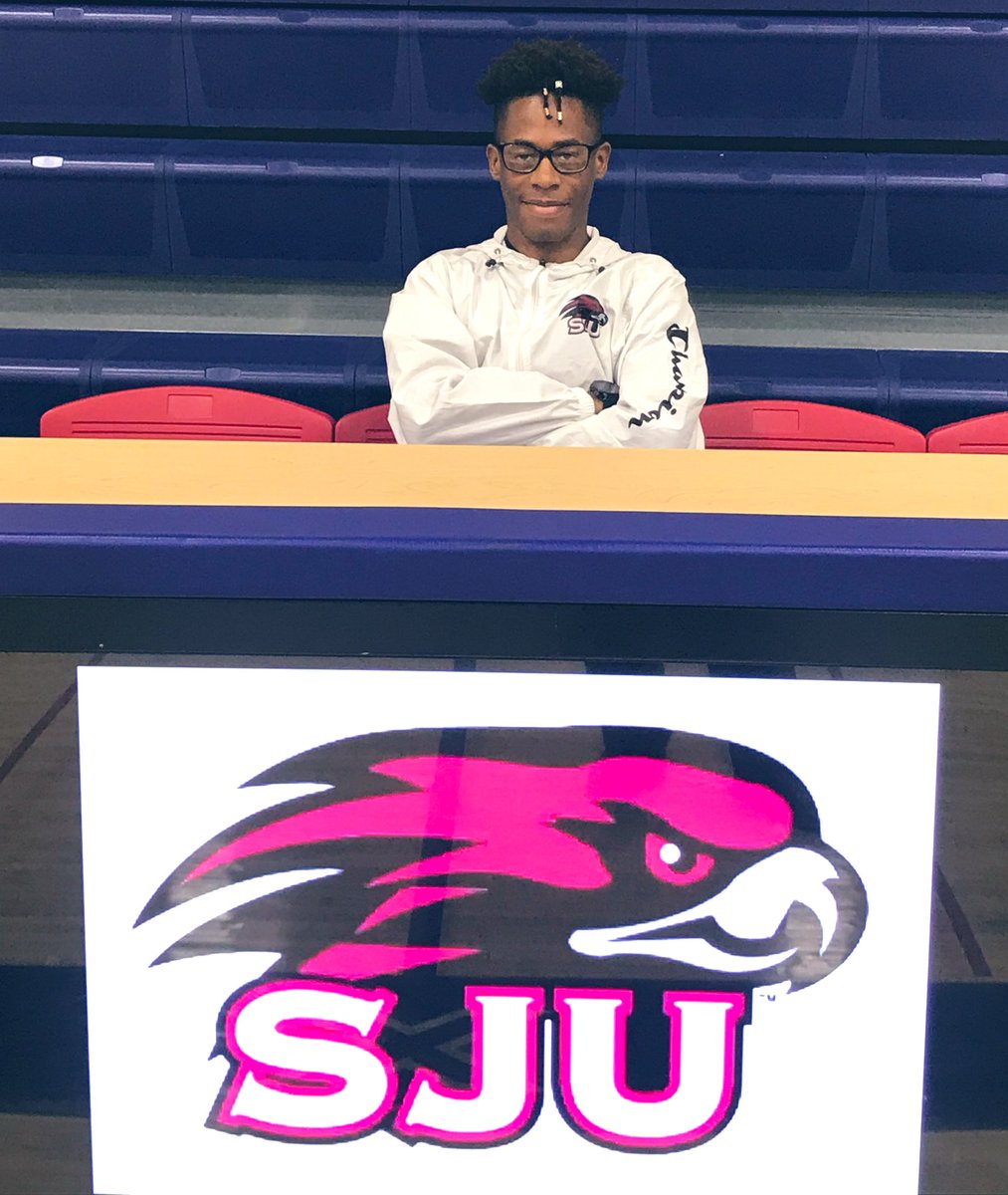 WTHS_Athletics's tweet photo. Congratulations Jayden Green Class of 2020 @WTBoysTrack on his commitment to run track at @SJUHawks 
Celebrating with his teammates.
#MinutemanPride
Good luck Jayden in the @NJSIAA Indoor Track Meet of Champions on Sunday. https://t.co/vAFFm7Z5pn