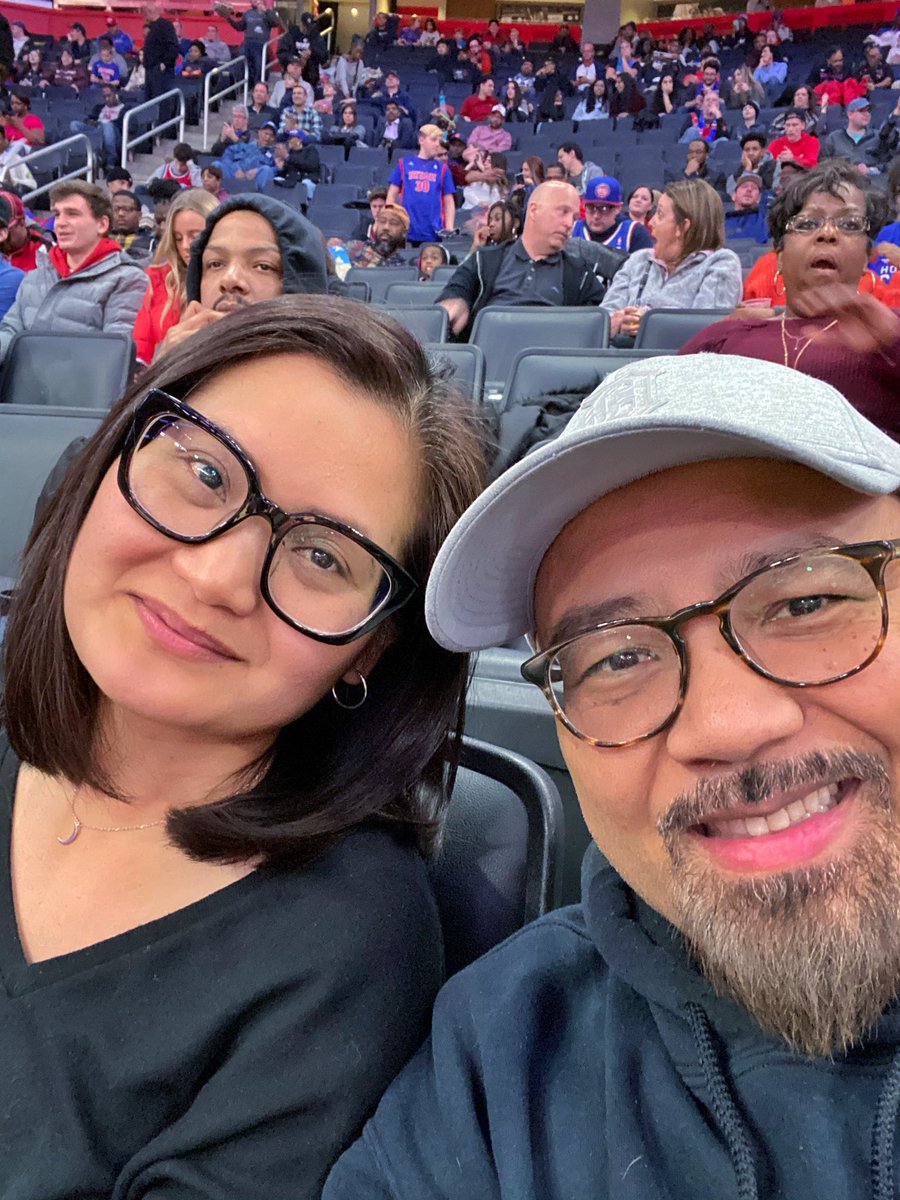 benwa808's tweet photo. Her first for a Pistons game at LCA. 
#itsadetroitthing https://t.co/Q37zgCqUs7