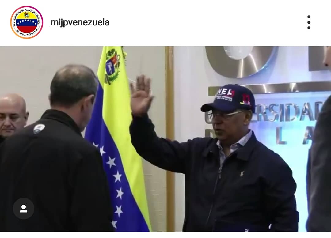 Nuestro Director G/D <a href="/JARosalesDuque/">Javier Rosales Duque</a> participó en consejo Universitario Ampliado presidido por el M/G <a href="/NestorLReverol/">Néstor Reverol</a>  y el Rector <a href="/gralcacioppo/">Giuseppe Cacioppo</a> desde la sede de la <a href="/DttoUnes/">UNESDttoCapital</a>