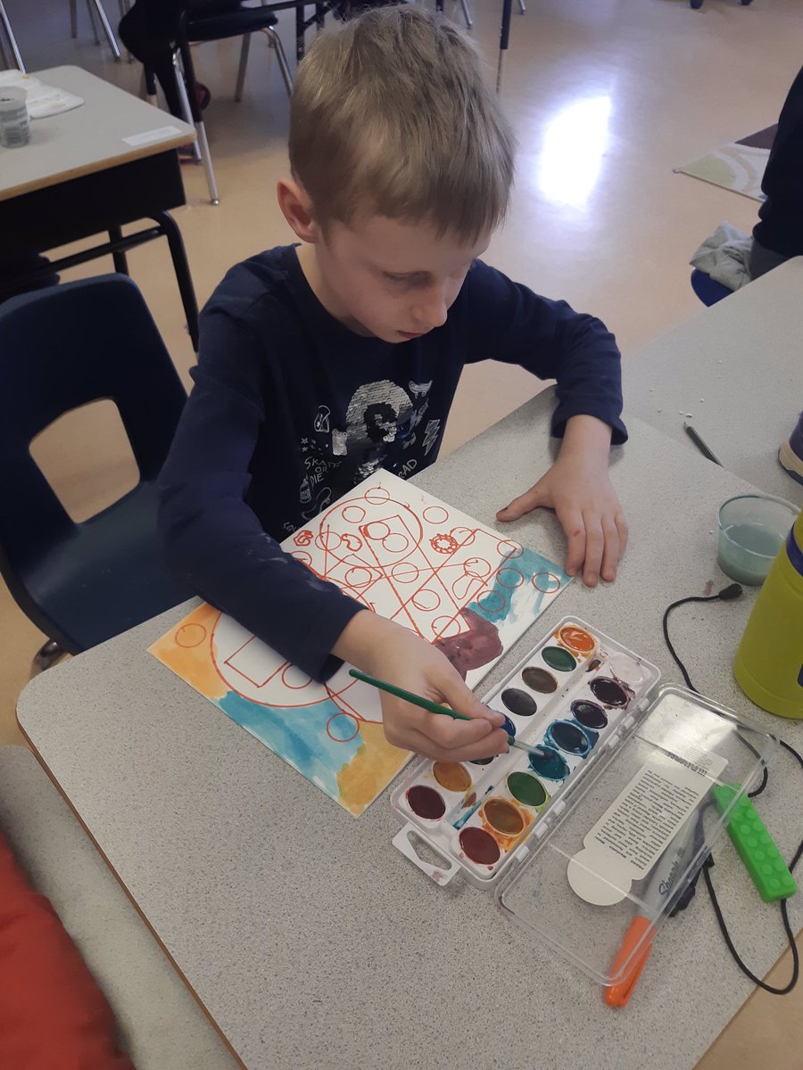 JennyFeherty's tweet photo. Week#2: artists and tinkering. Playing with music and colours inspired by Kandinsky @ers_school https://t.co/1w4VsCXVd9