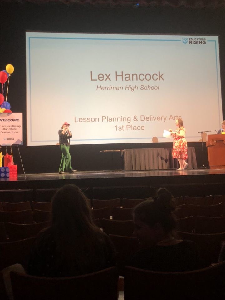 HerrimanHS's tweet photo. These trailblazers competed in Utah’s first #EdRisingUt conference and taking away 1st & 3rd in Pre-K Literature and 1st in Lesson Planning & Delivery for the Arts! We’re kinda ecstatic about these future educators. @jordandistrict @UtahCTE https://t.co/rN67K122H9