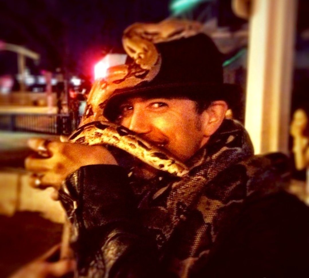 Hey, <a href="/SldeBySideBlur/">inactive until further notice</a> , I found a new friend.