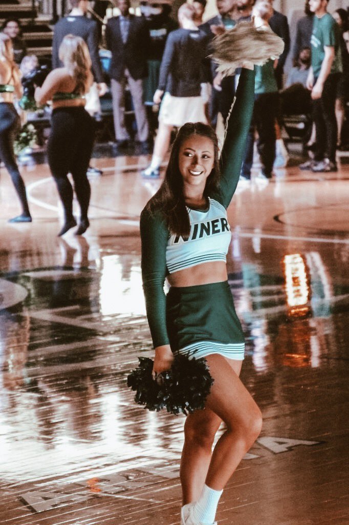 Oliviabucco's tweet photo. I am forever thankful for this beautiful school, my team and family/friends, you all never fail to keep a smile on my face. Four years will never really be enough. #NinerNation https://t.co/pymw76YDaz