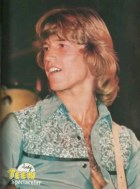Happy Birthday to Andy Gibb who would have been 62 Today!

Happy Birthday Andy! 