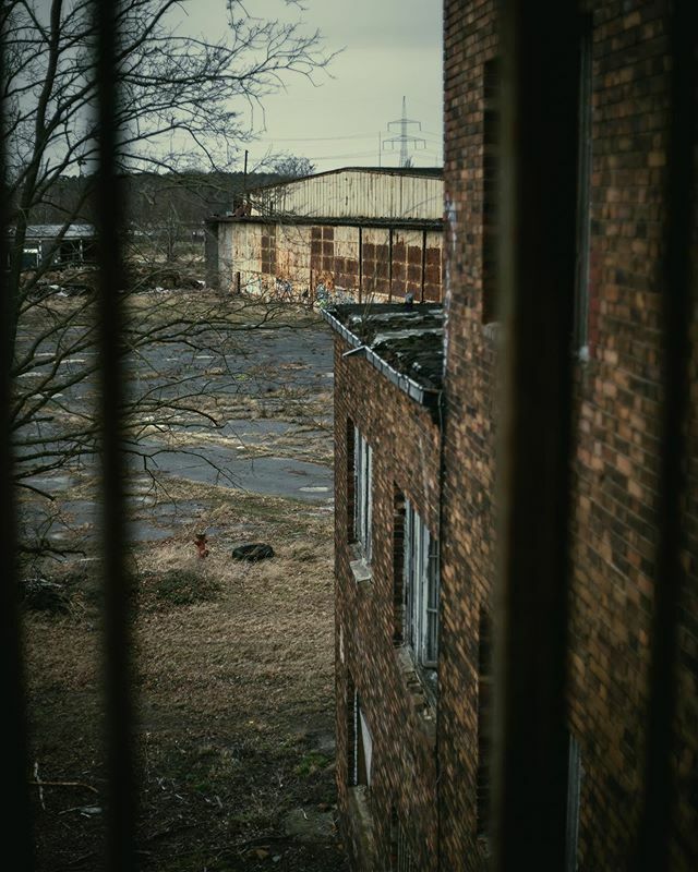 DrZange's tweet photo. •Lost Place•
f/2.0
1/2000 
ISO 200s
50mm https://t.co/pvZ0KKDZbQ https://t.co/b2DfHlThzG