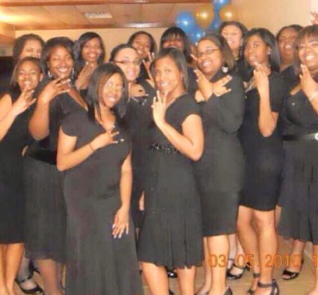 MsAngelaTalia's tweet image. Beta Omega #Spring10 brought together 14 young ladies excited and ready to make an impact in our community. We have come a very long way...💛💙 #alonghardRHOad #aroadlesstraveled #SGRHO 
#grambling_rys20