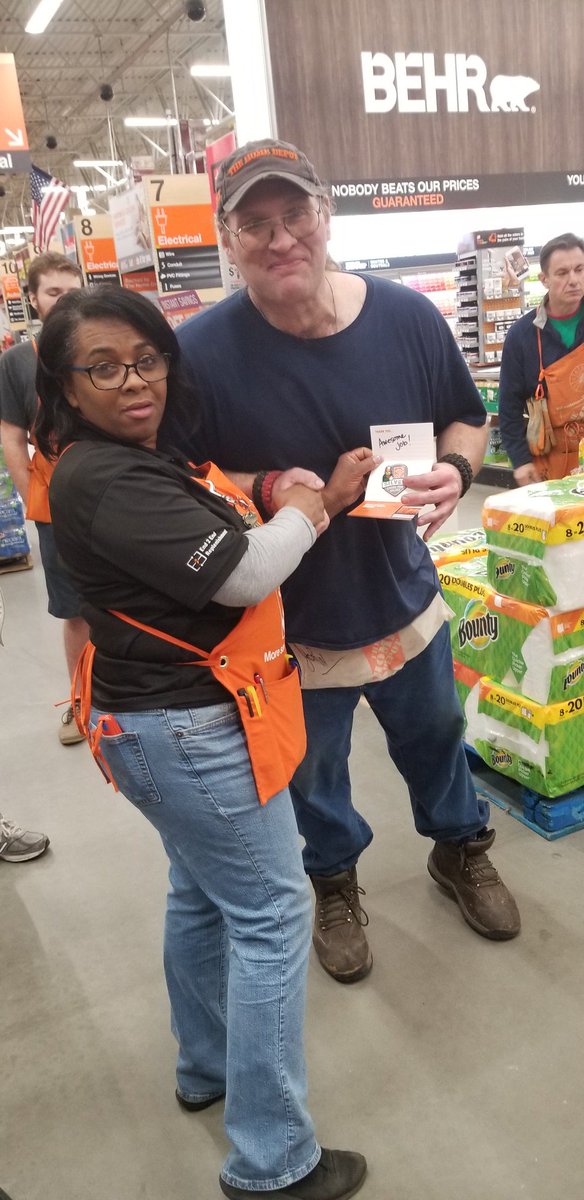 Celebrating 6979 freight team associates AWESOME JOB!! JONH WITH HIS FIRST SILVER, TIM WITH HIS BRONZE AND, GO AHEAD ROGER CELEBRATING 1YEAR WITH AN AMAZING COMPANY🎉🎉🎉🎉 <a href="/BrentNorwood2/">Brent Norwood</a>  <a href="/LizanderLawren1/">Lizander Lawrence</a>