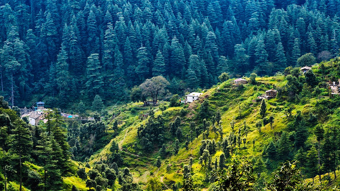 indiacarhire's tweet photo. #Ranikhet is a #hillstation in #Uttarakhand and its views of the #Himalayas. It is #famous for the #GandhiKuti and the #temple of #GoluDevta. It is a scenic spot with #unparallel #beauty situated at a distance of 25 KM from #Ranikhet
#UttrakhandTour #Trip

https://t.co/Em8s3pn6YH https://t.co/tiQi5q8qOj