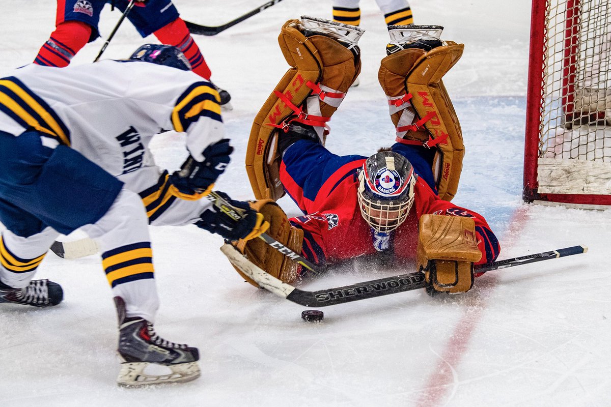 Brock_W_Hockey's tweet image. A huge congratulations goes out to our goaltender, @jensmurphy, today as she received recognition from OUA as Goaltender of the Year for the 2019-20 Women’s Hockey Season. 🐾

Jensen was also recognized as one of the league’s First Team All-Stars! 🏒 

#WeAreBadgers #OUA #Hockey